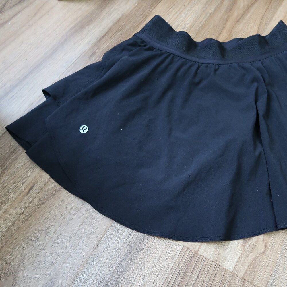 Court Rival Skirt in Black in Size 4 in New Without Tags Condition